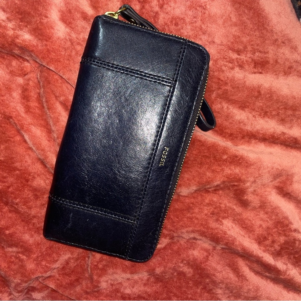 fossil wallet